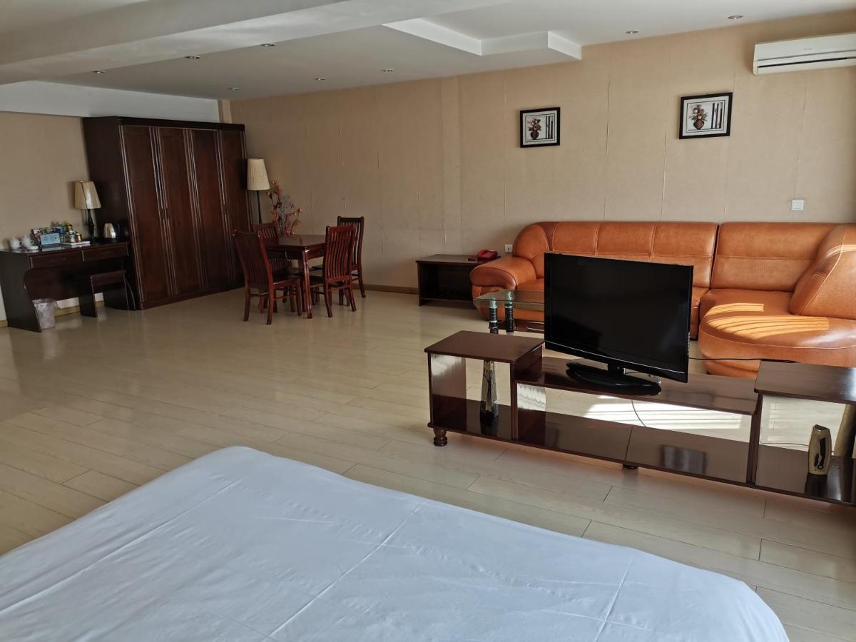 Fubang Hotel Apartment Suifenhe Bagian luar foto