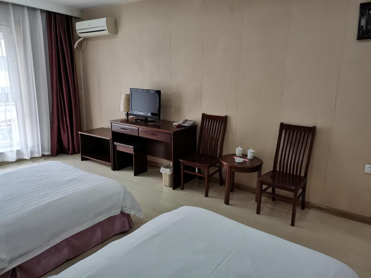 Fubang Hotel Apartment Suifenhe Bagian luar foto